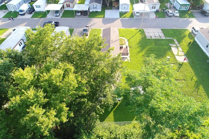 Redbud Estates Picture 6