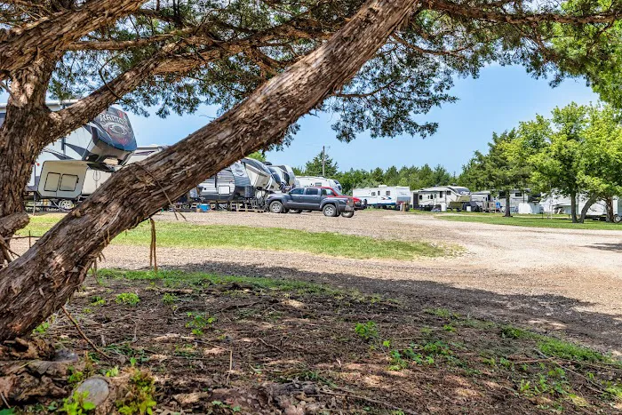 Happy Joy Acres - RV Park & Campground Picture 7