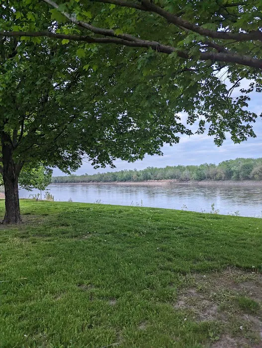 Riverfront Campground Picture 9