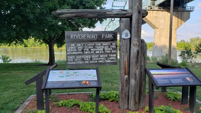 Riverfront Campground Picture 5