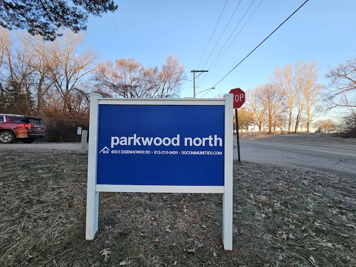 Parkwood North Mobile Home Park Picture 5