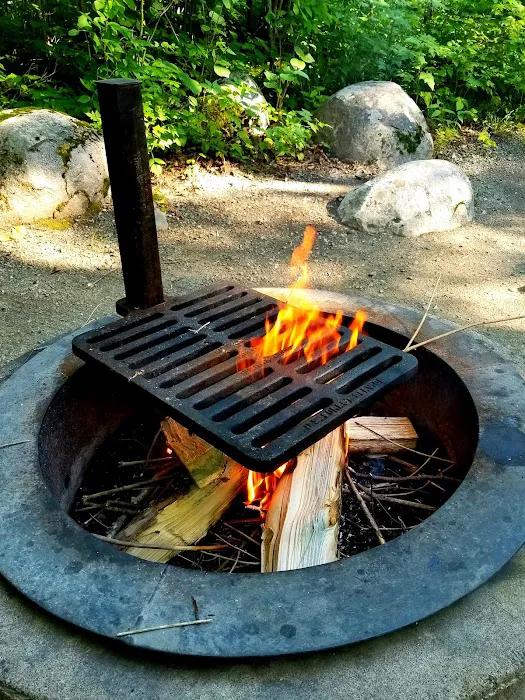 Fall Lake Campground Picture 3