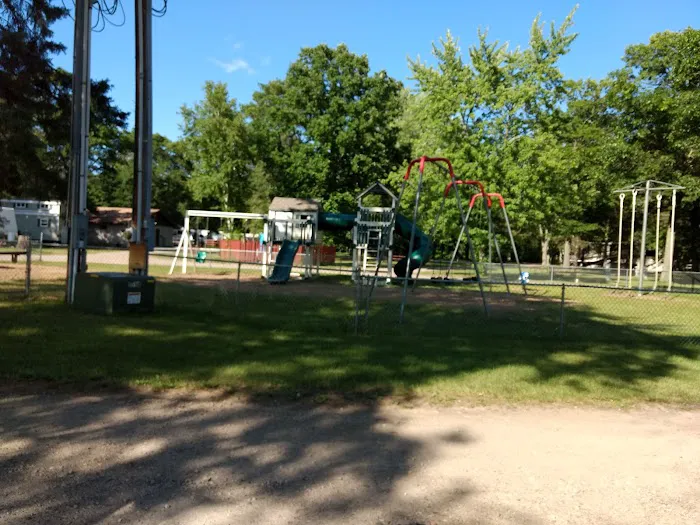 Highview Campground & RV Park Picture 6