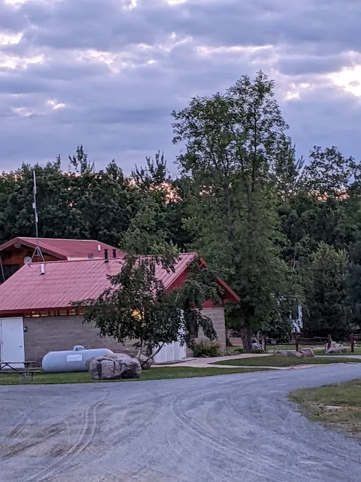 Trails RV Park Picture 5