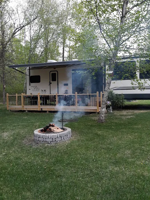 Trails RV Park Picture 8