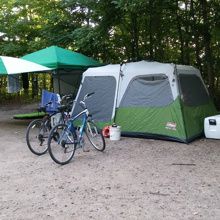 Camper's Paradise Office Picture 8