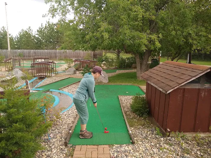 Heartland Trailside (RV Park, Mini Golf, Ice Cream) Picture 1