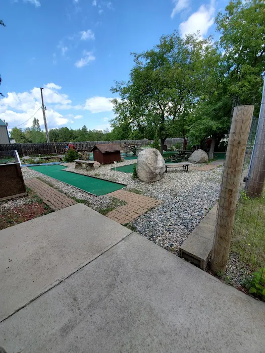 Heartland Trailside (RV Park, Mini Golf, Ice Cream) Picture 2