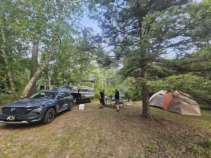 Mantrap Lake Campground Picture 9