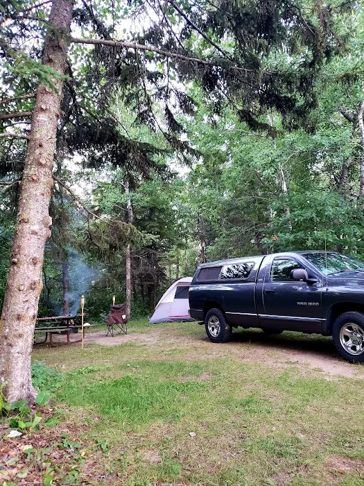 Mantrap Lake Campground Picture 4