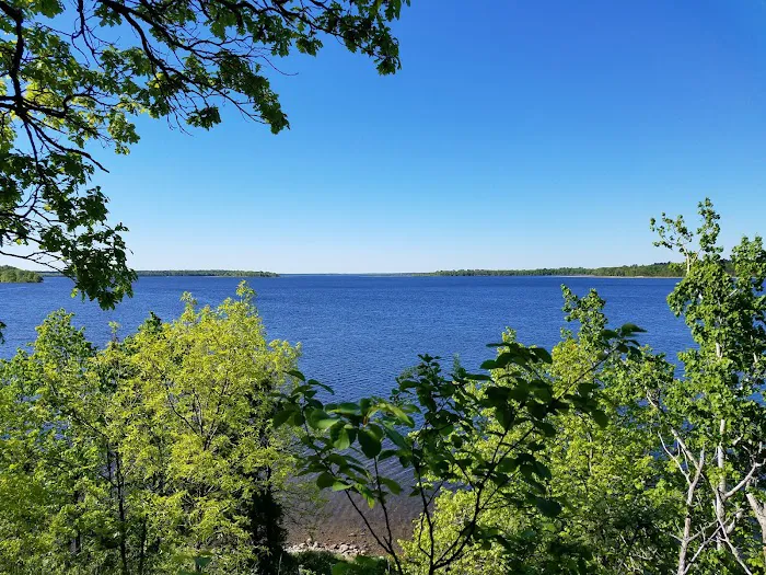 East Seelye Bay Campground Picture 4