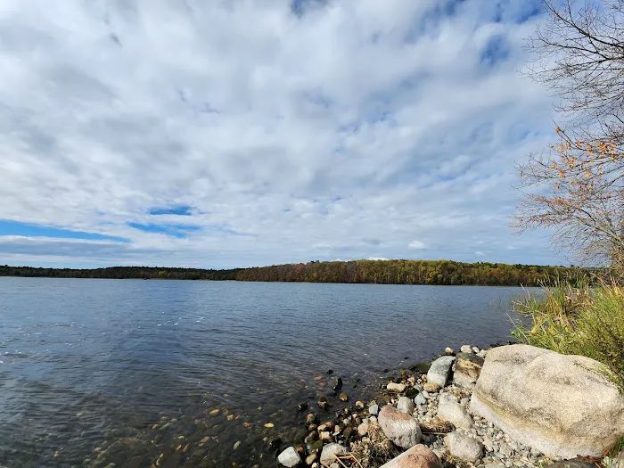 East Seelye Bay Campground Picture 2