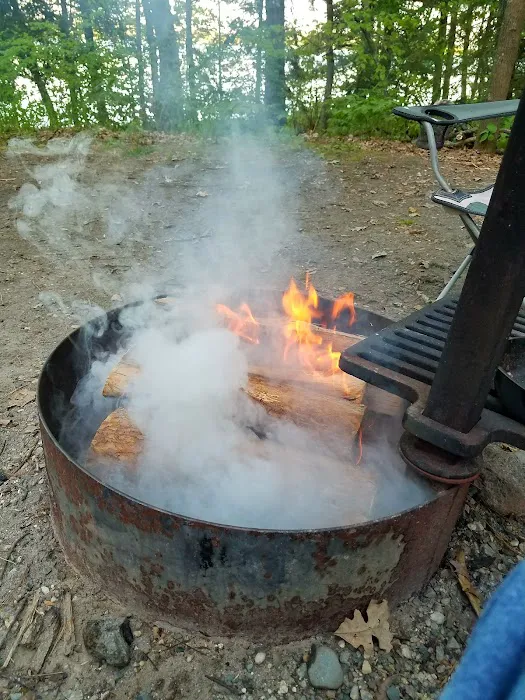 East Seelye Bay Campground Picture 5