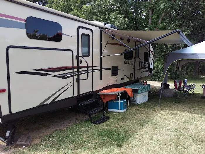 Trails RV Park Picture 3