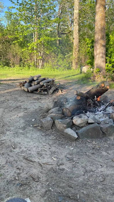 Camping at spider lake Picture 2