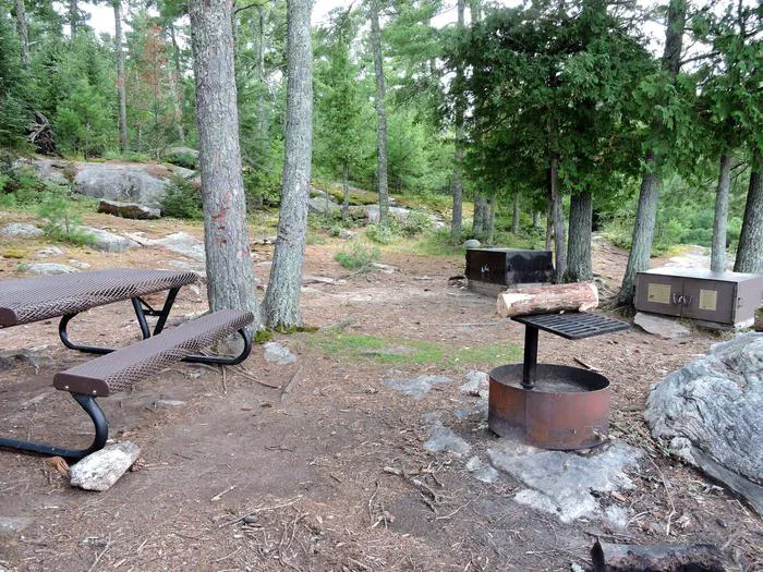 Sphunge Island West K53 Campsite Picture 5