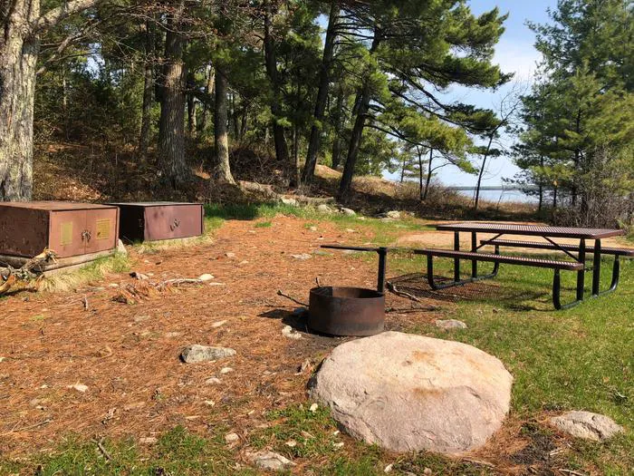 Sphunge Island East K31 Campsite Picture 3