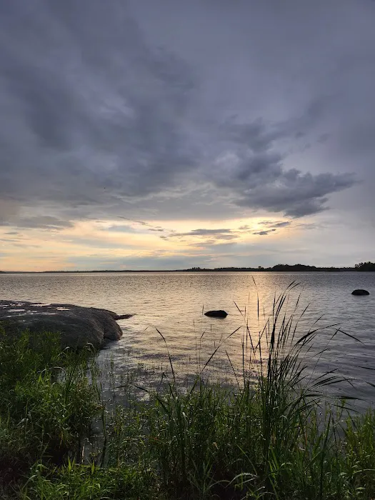 Maple Point Island, Campsite K21 Picture 3