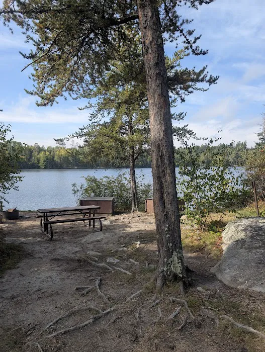 Old Dutch Bay N29 Campsite Picture 2
