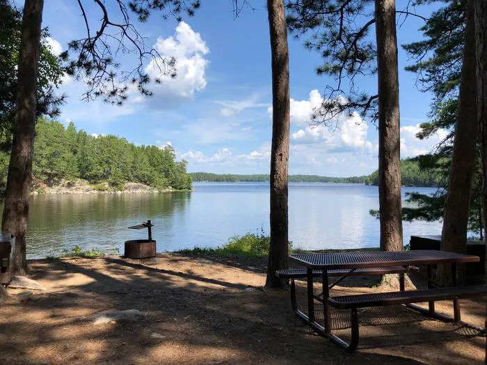 Hoist Bay N12 Campsite Picture 5