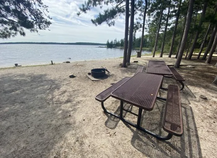 Shelland Island Picture 1