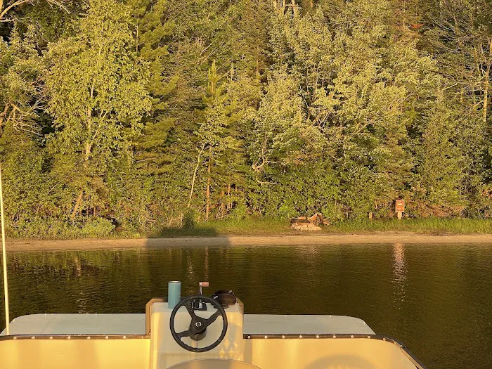 HB Randolph Bay N34 Houseboat Campsite Picture 6