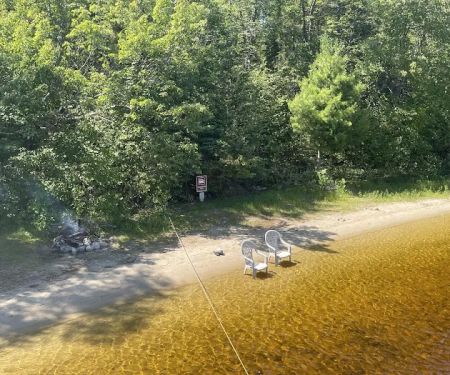 HB Randolph Bay N34 Houseboat Campsite