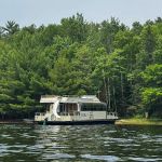 HB Mica Bay Beach N19 Houseboat Campsite