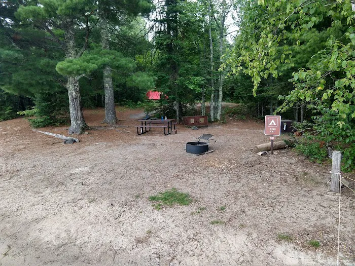 Pike Bay N31 Campsite Picture 7