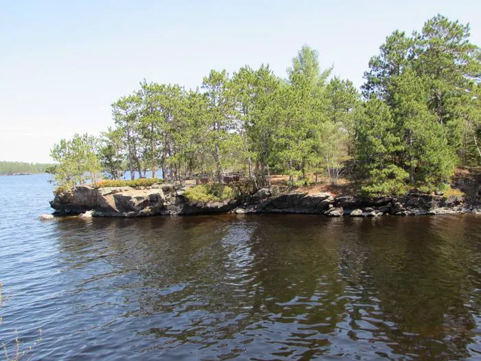 Rusty Island East Picture 6
