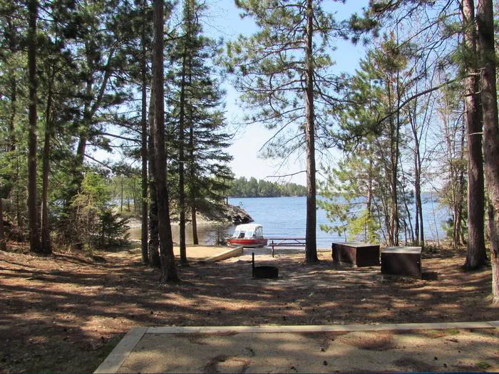 Birch Cove Island N1 Campsite Picture 3