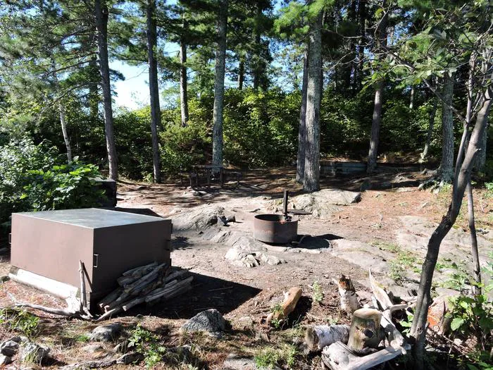 Houseboat Island West S9 Tent Campsite Picture 6