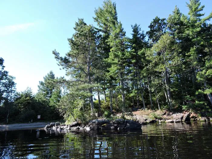 Houseboat Island West S9 Tent Campsite Picture 5