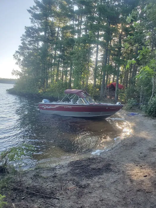 Houseboat Island West S9 Tent Campsite Picture 9
