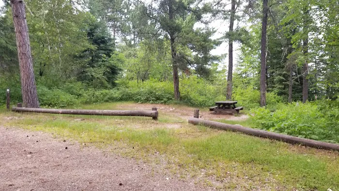 Lake Jeanette Campground & Backcountry Sites Picture 6