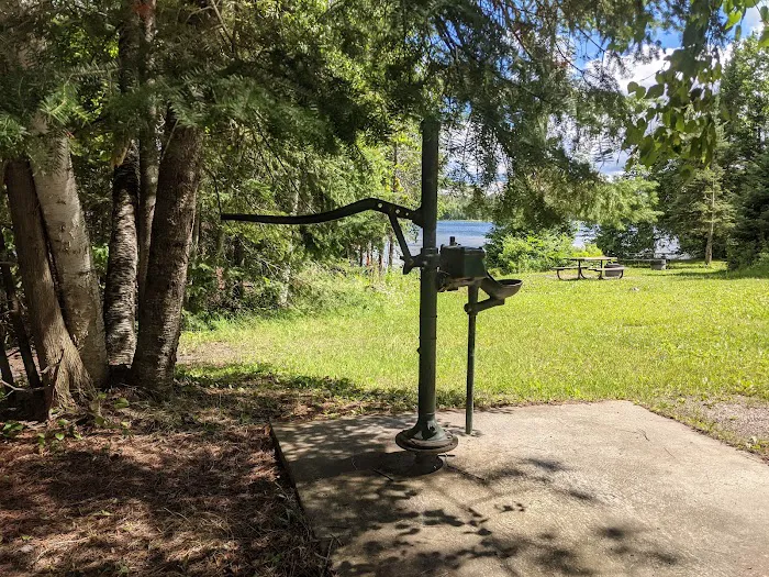 Larson Lake Campground Picture 2