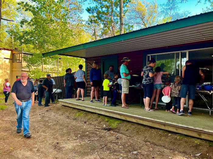 Rager's Acres Seasonal RV Park Picture 4