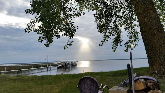 Bladow Beach Resort & Campground Picture 2