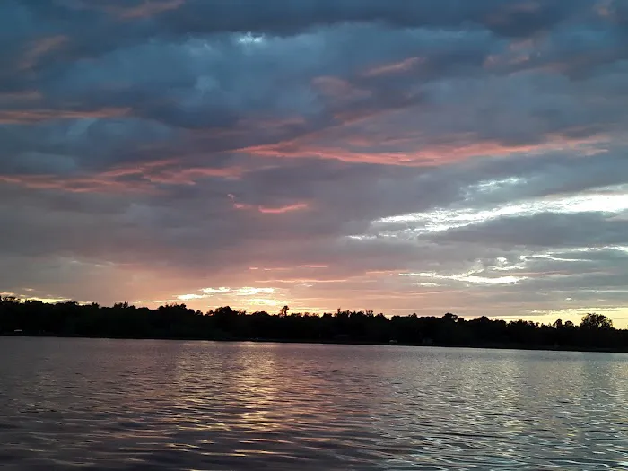 Bladow Beach Resort & Campground Picture 3