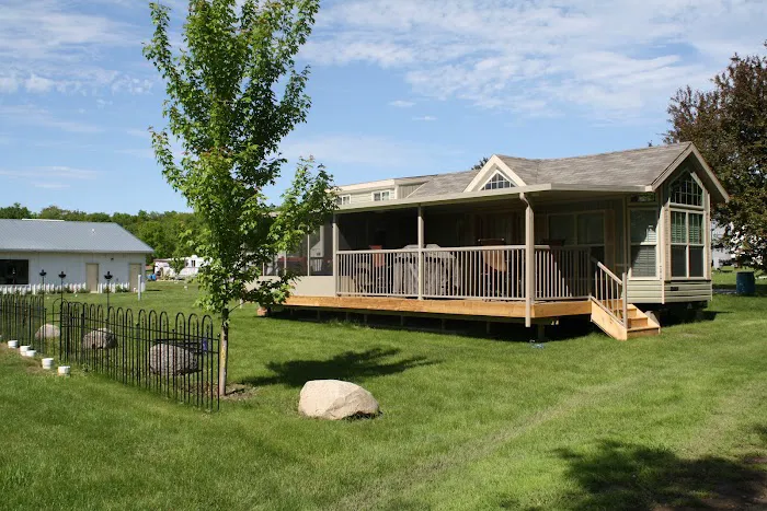 Golden Eagle RV Village Picture 5