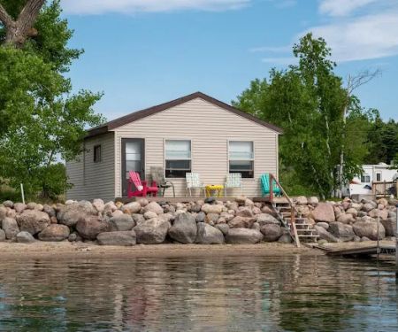 Paul Lake Resort
