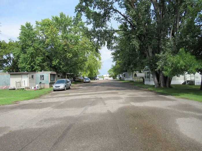 Green Acres Mobile Home & RV Park Picture 1