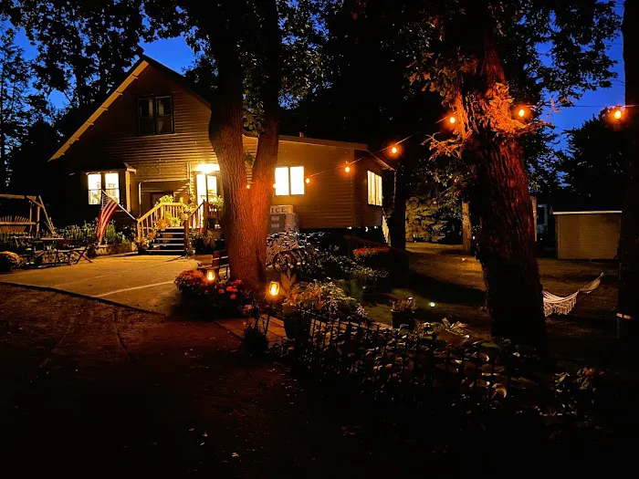 Swan Lake Resort & Campground Picture 4
