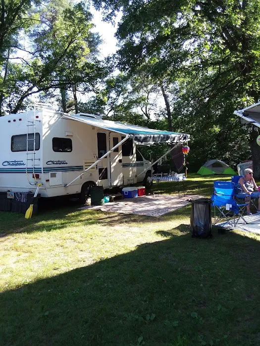 Frames Landing Campground Picture 6