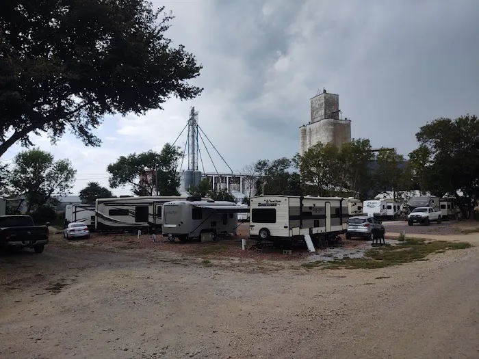 Rose Garden RV Park Picture 1