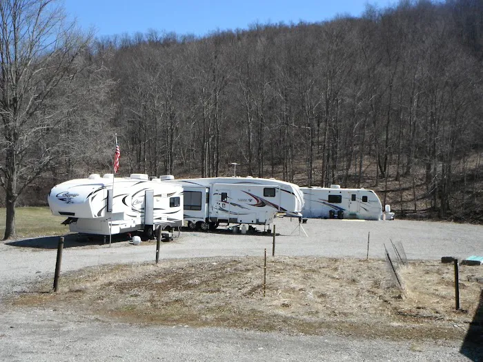 Meighen RV Park Picture 1