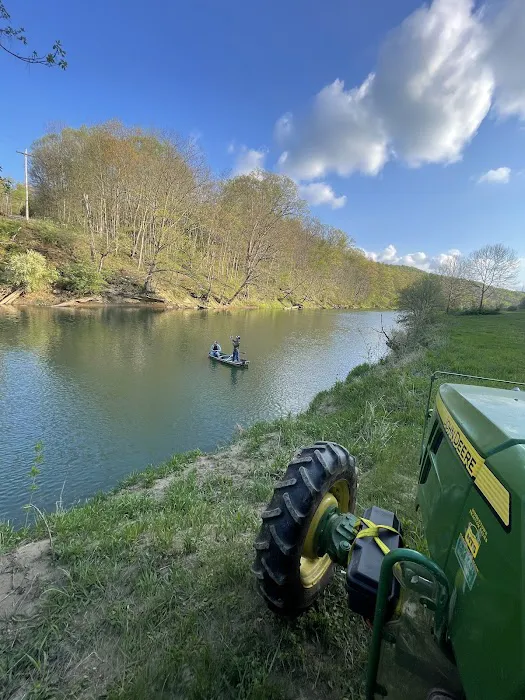 Pigeon Hole Camping and Fishing Picture 9