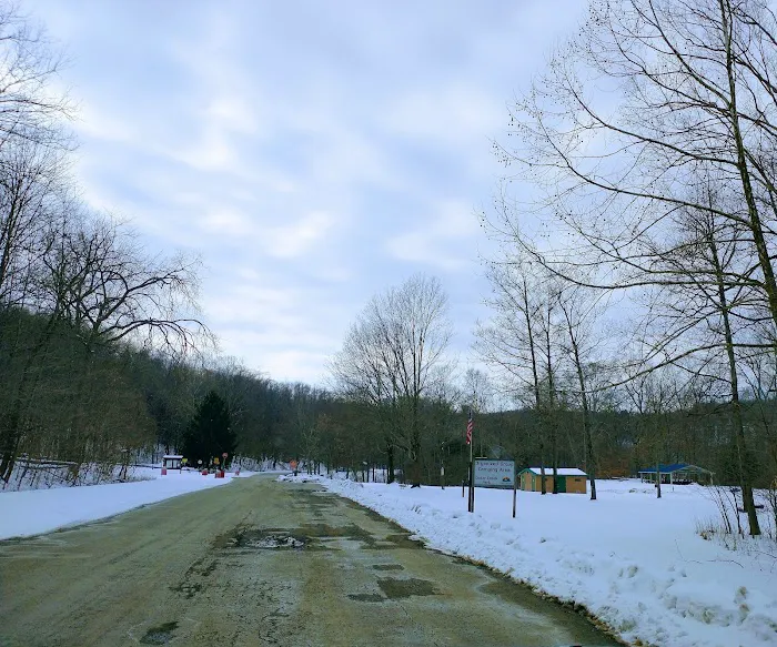 Cedar Creek Trekker Campground Picture 4