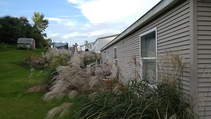 Sunnyhill Mobile Home Park Picture 2