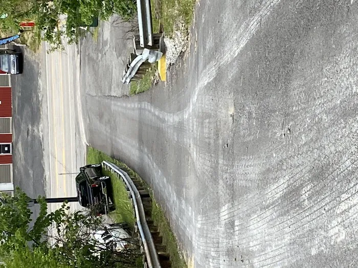 Rt. 50 RV Park (Behind Hot Spot) Picture 3